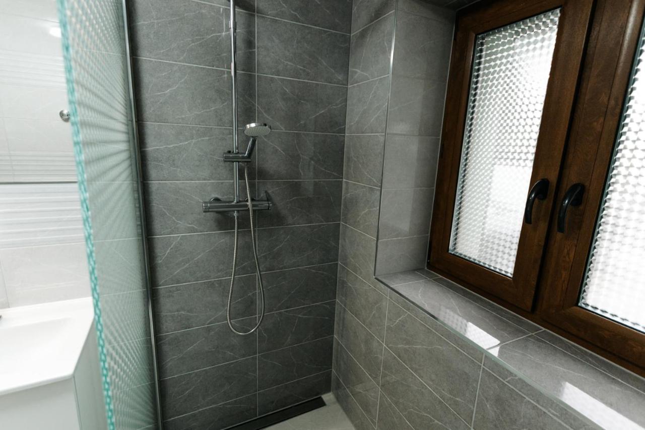 Apartament Karo 1 Karkonosze イェレニャ・グーラ エクステリア 写真
